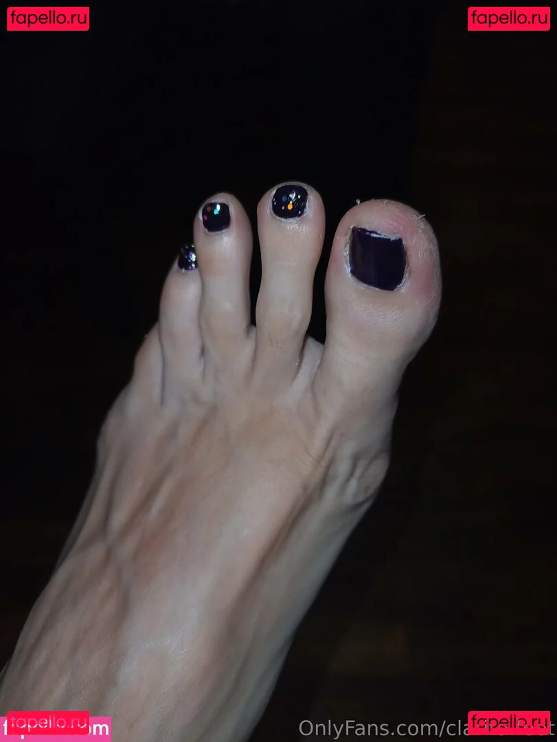 clarita.feet Onlyfans Photo Gallery 