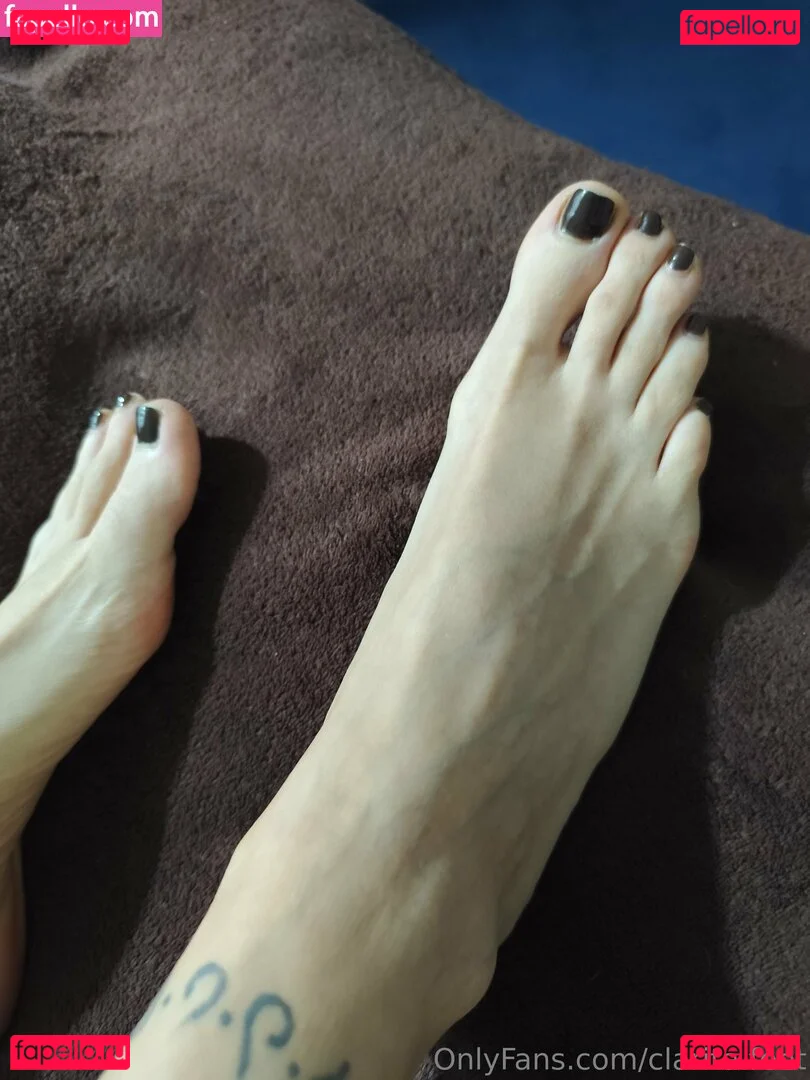 clarita.feet Onlyfans Photo Gallery 