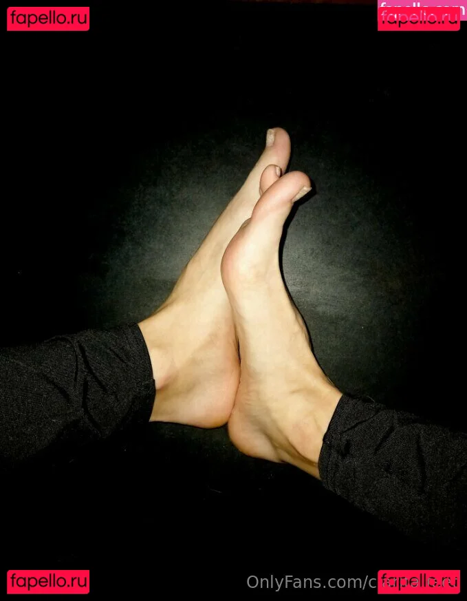 clarita.feet Onlyfans Photo Gallery 