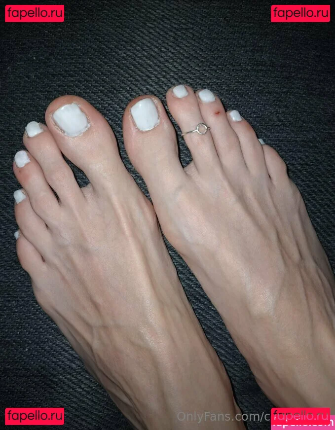 clarita.feet Onlyfans Photo Gallery 