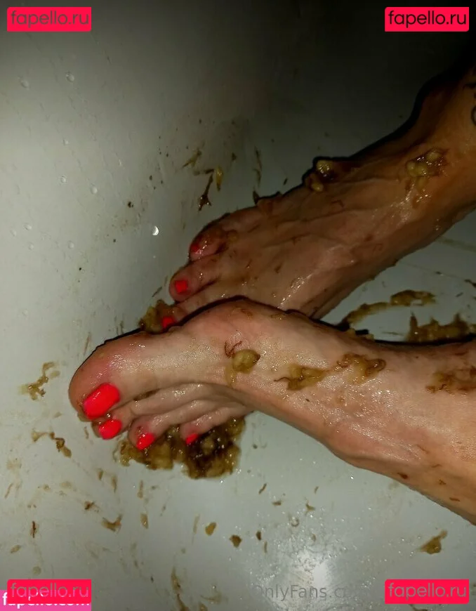 clarita.feet Onlyfans Photo Gallery 