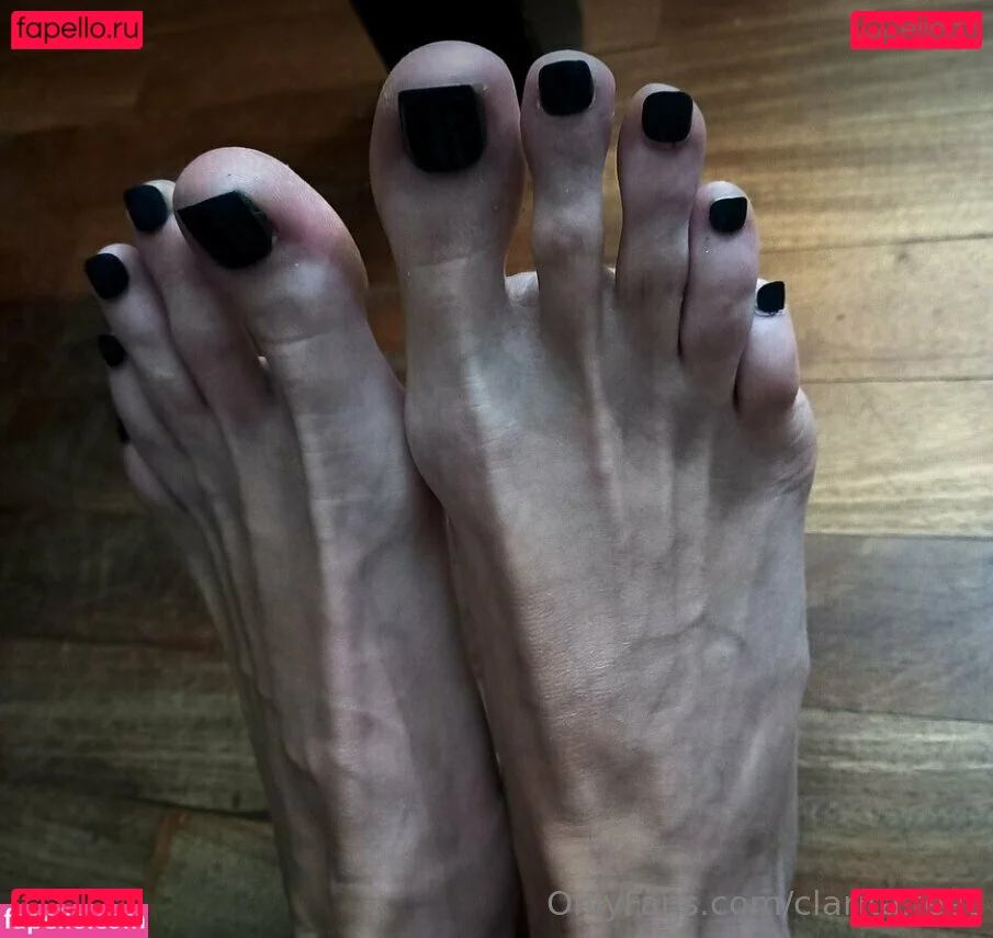 clarita.feet Onlyfans Photo Gallery 