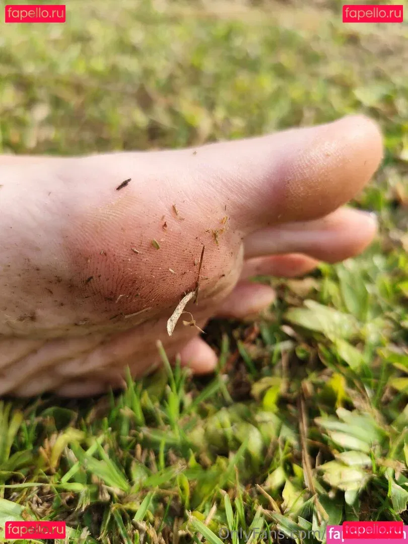 clarita.feet Onlyfans Photo Gallery 