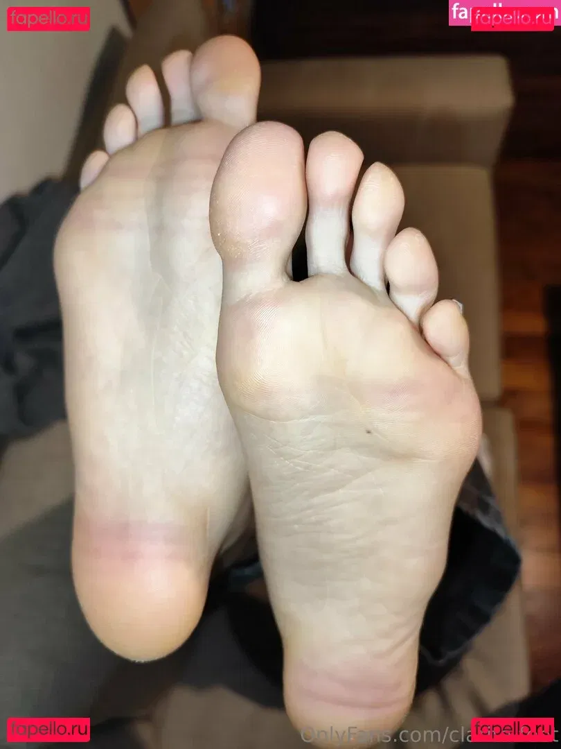 clarita.feet Onlyfans Photo Gallery 