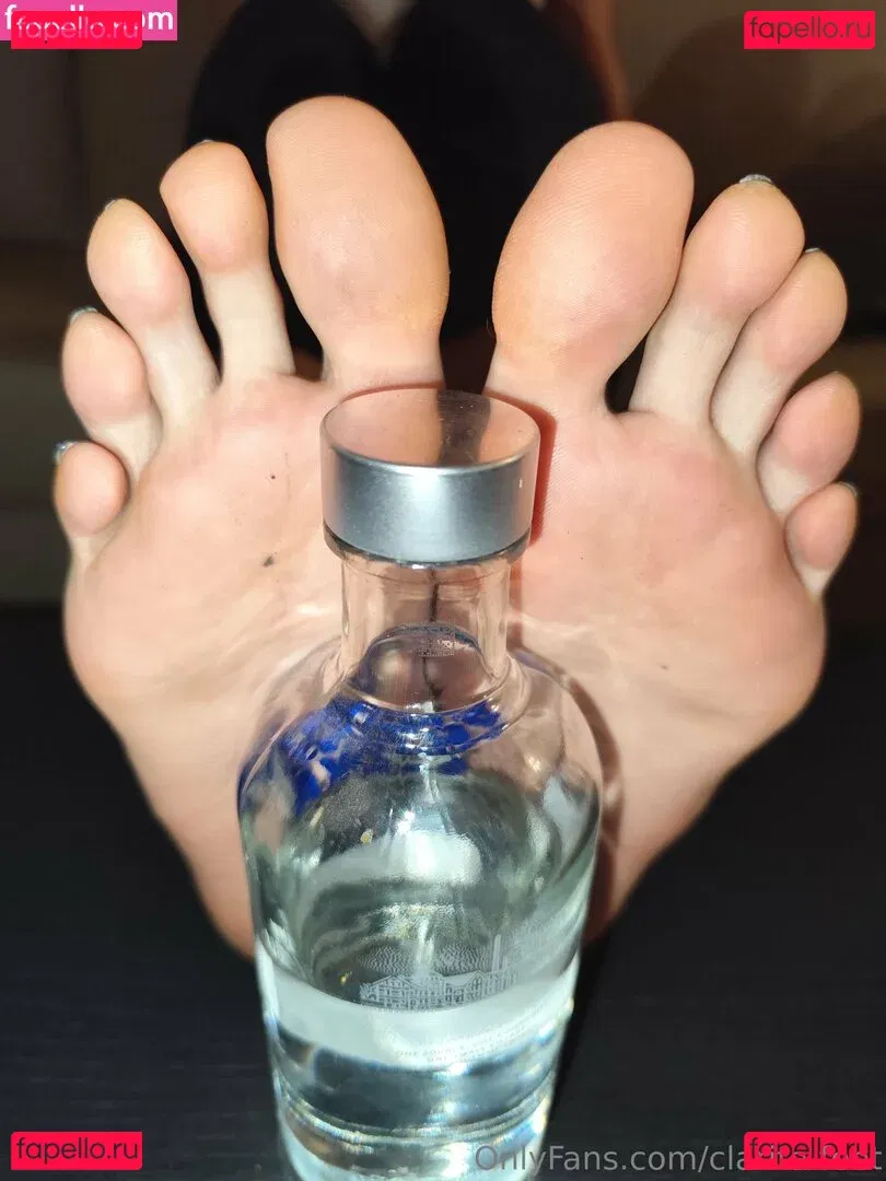 clarita.feet Onlyfans Photo Gallery 