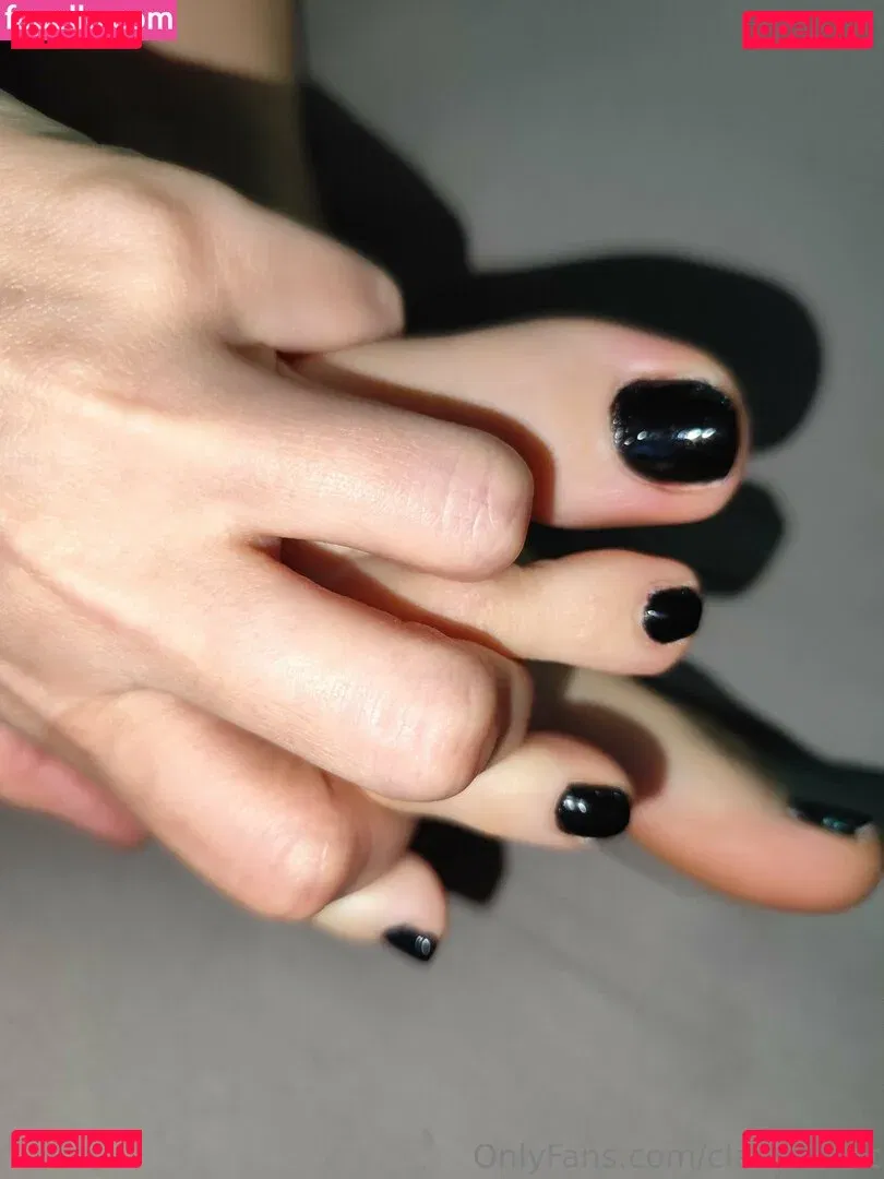 clarita.feet Onlyfans Photo Gallery 