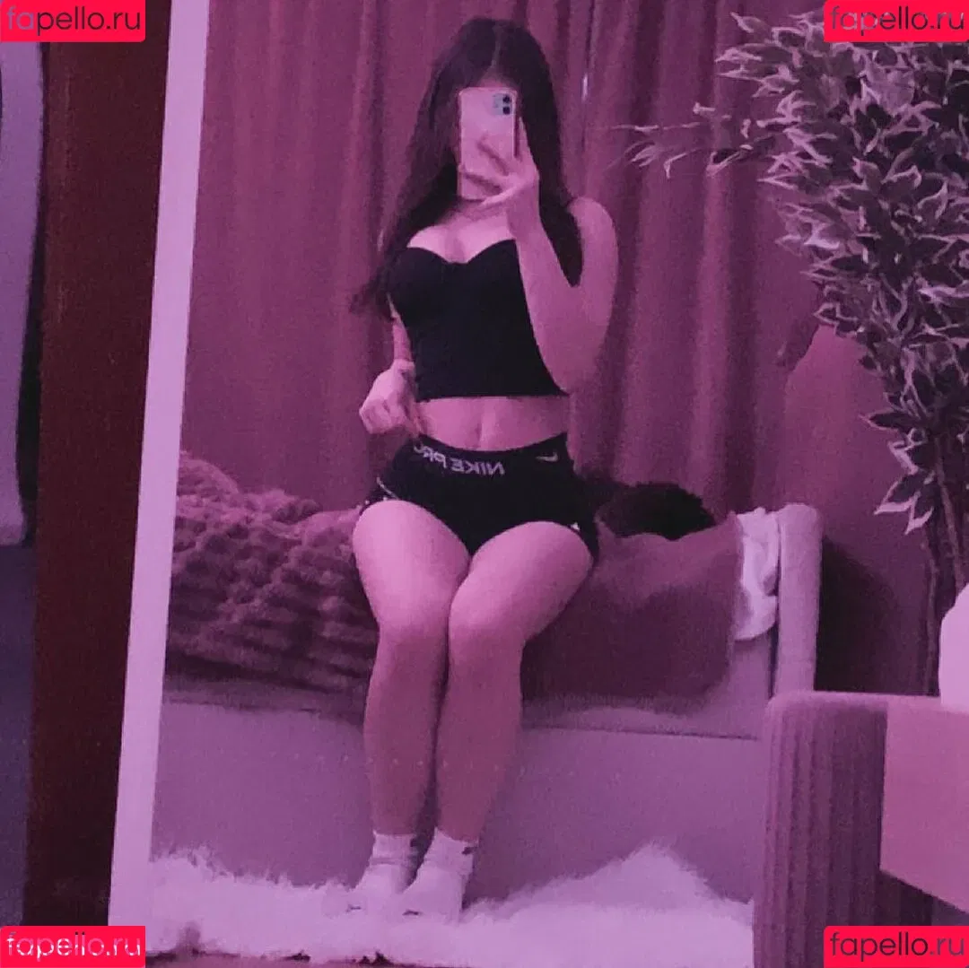 Doreengnadi Onlyfans Photo Gallery 