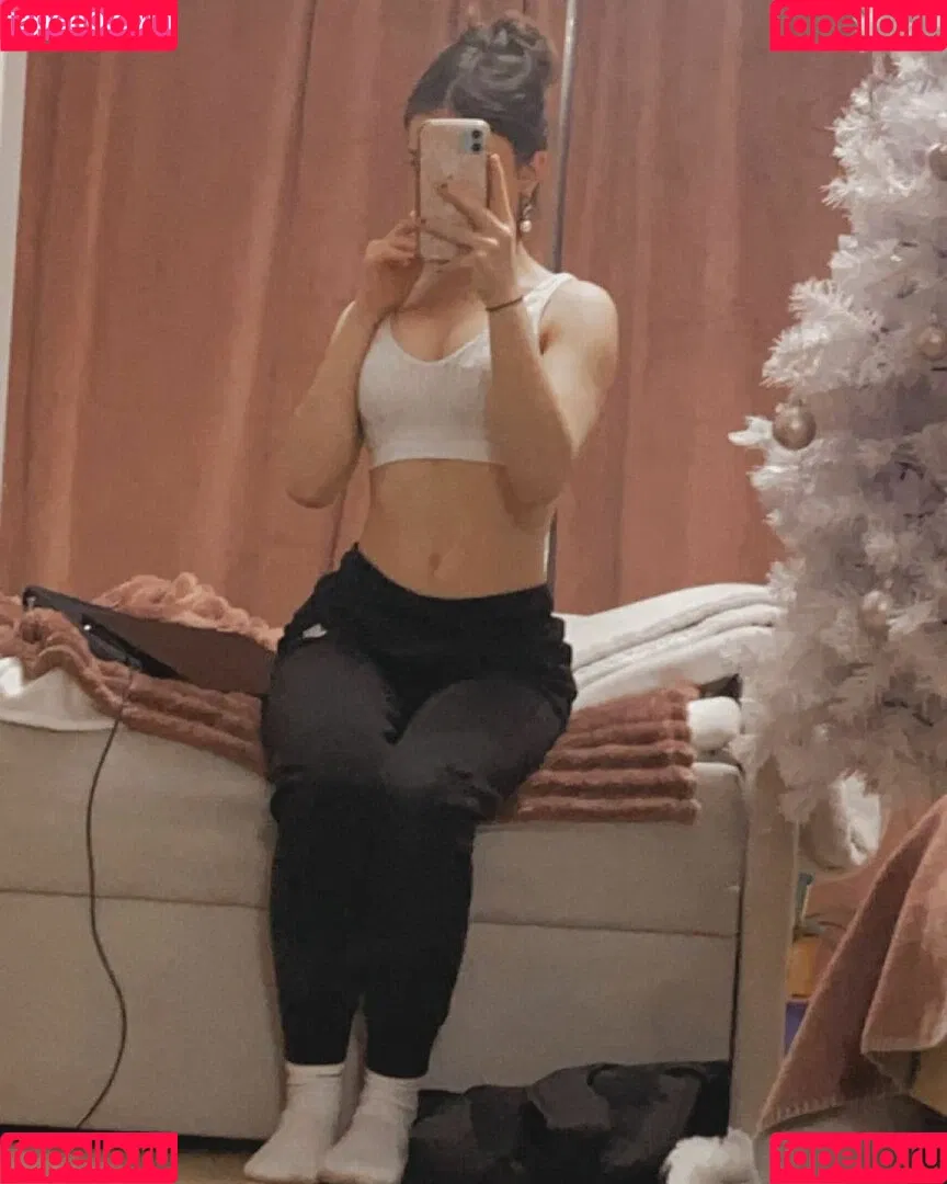 Doreengnadi Onlyfans Photo Gallery 