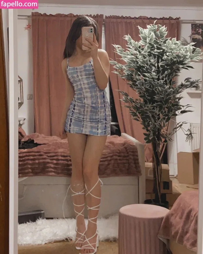 Doreengnadi Onlyfans Photo Gallery 