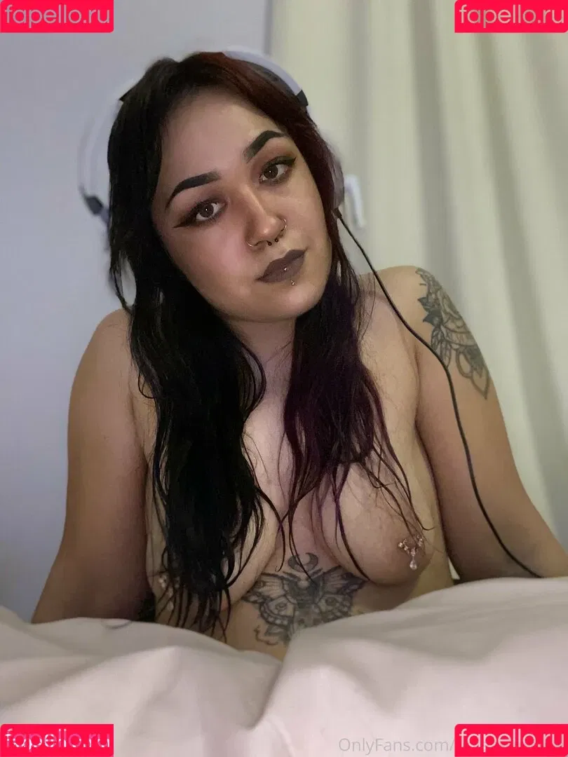 unleashedbee Onlyfans Photo Gallery 