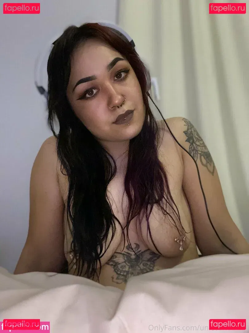 unleashedbee Onlyfans Photo Gallery 