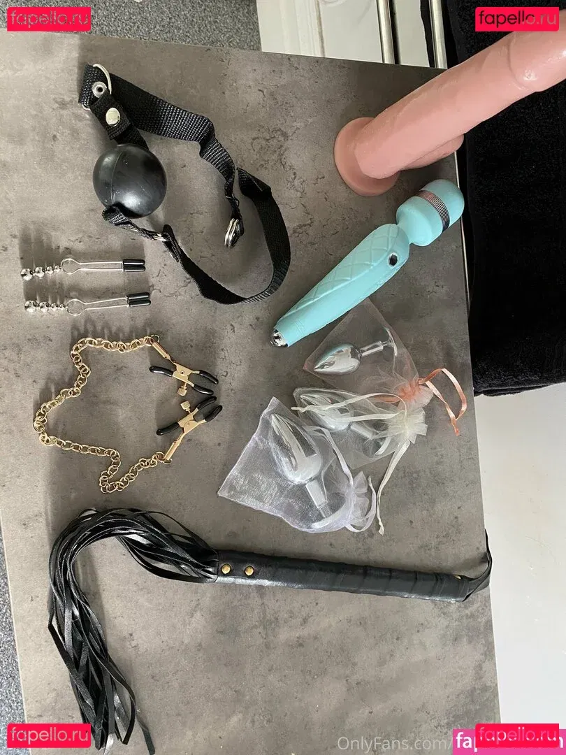 unleashedbee Onlyfans Photo Gallery 