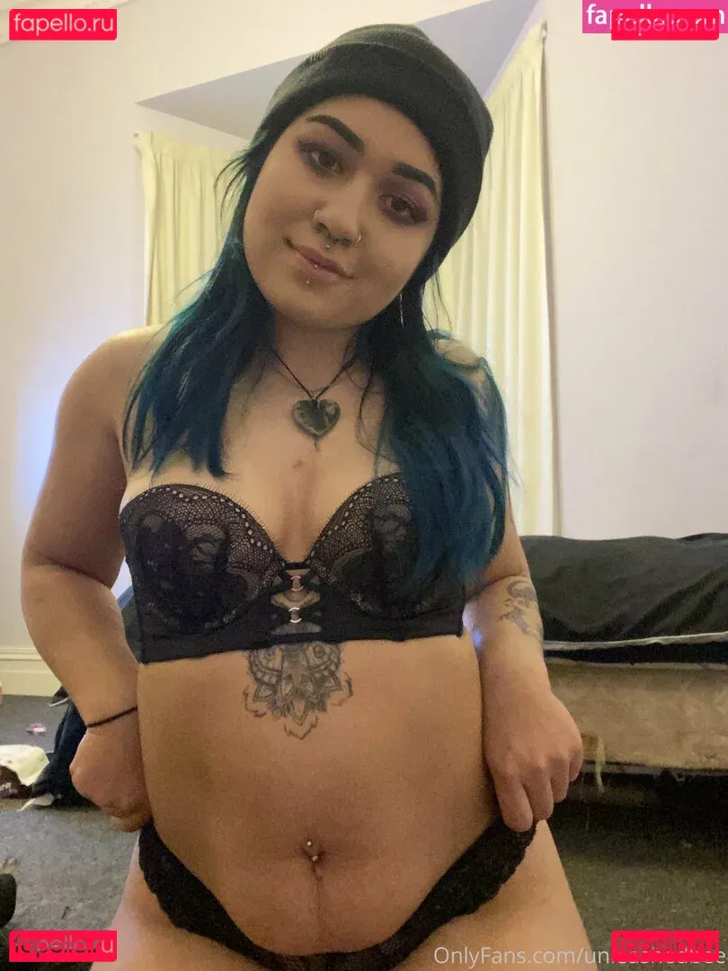 unleashedbee Onlyfans Photo Gallery 