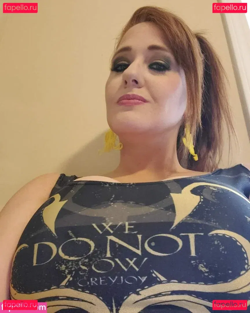 Rawrist Onlyfans Photo Gallery 