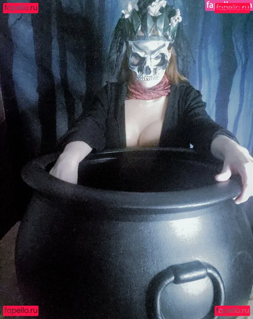 Rawrist Onlyfans Photo Gallery 