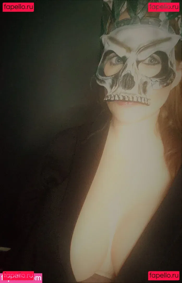 Rawrist Onlyfans Photo Gallery 