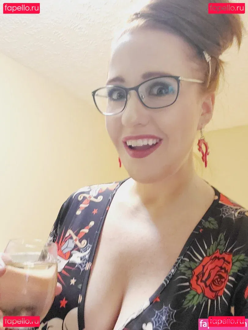 Rawrist Onlyfans Photo Gallery 