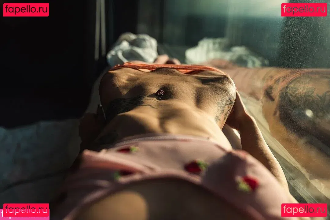 DinaCat Onlyfans Photo Gallery 