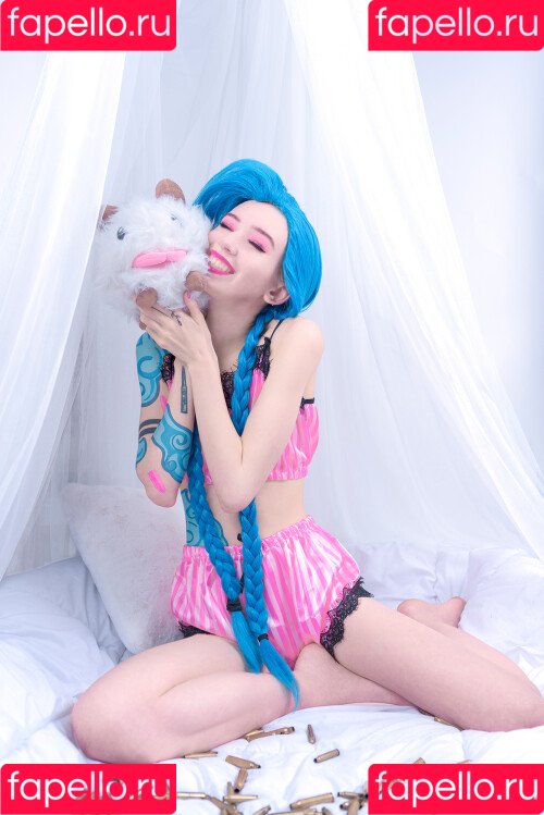 WhiteFox Onlyfans Photo Gallery 