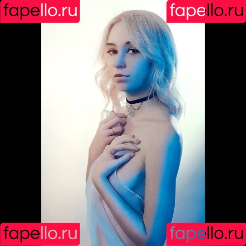 WhiteFox Onlyfans Photo Gallery 