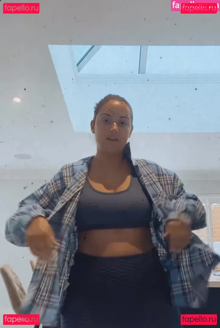 juskiss Onlyfans Photo Gallery 