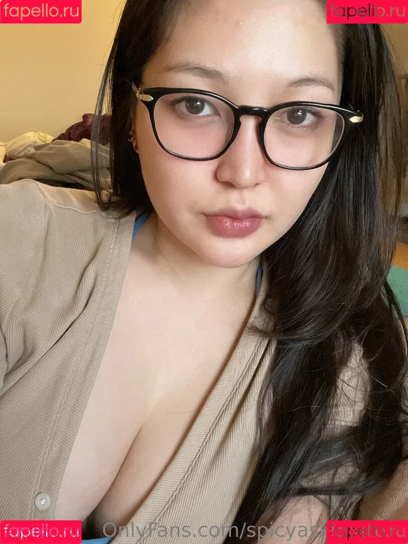 spicyasiankitty2 Onlyfans Photo Gallery 