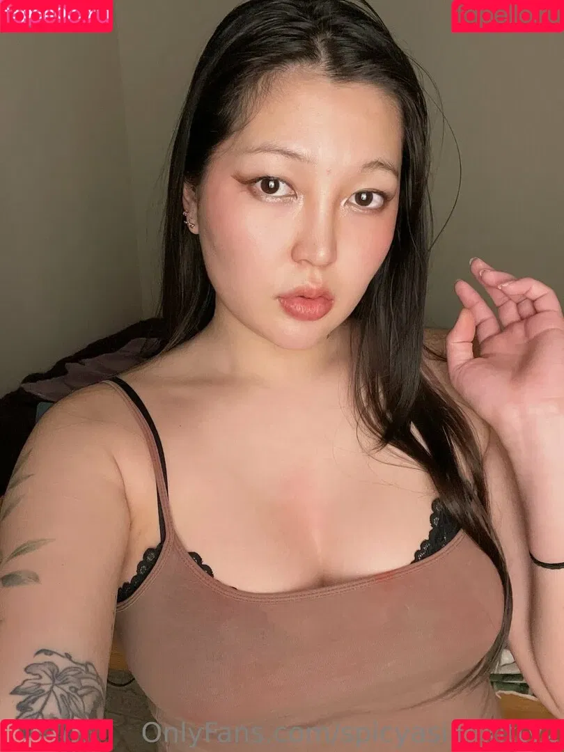 spicyasiankitty2 Onlyfans Photo Gallery 