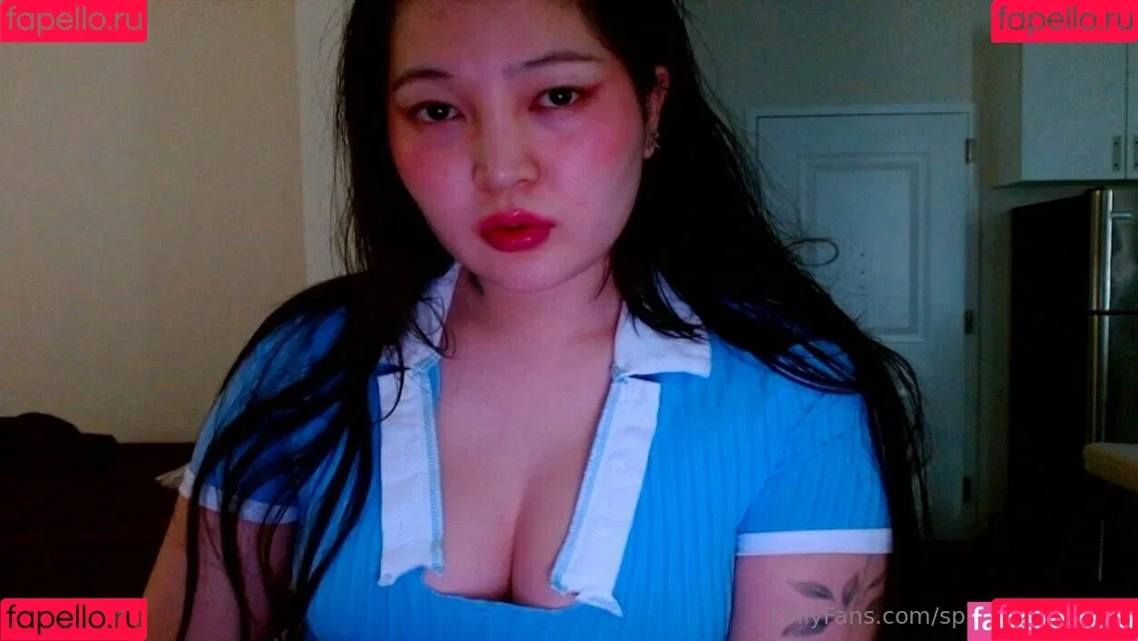 spicyasiankitty2 Onlyfans Photo Gallery 