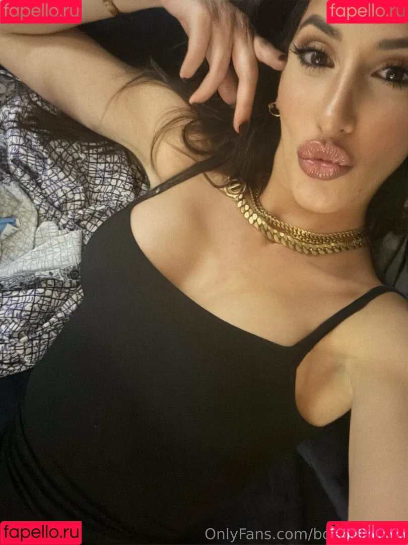 BodybyLorrie Onlyfans Photo Gallery 