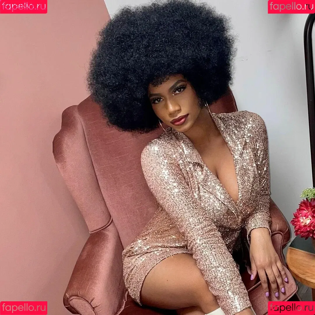 Taylor Rooks Onlyfans Photo Gallery 