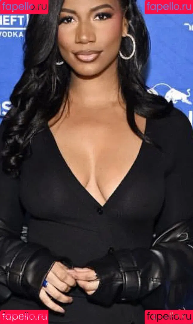 Taylor Rooks Onlyfans Photo Gallery 