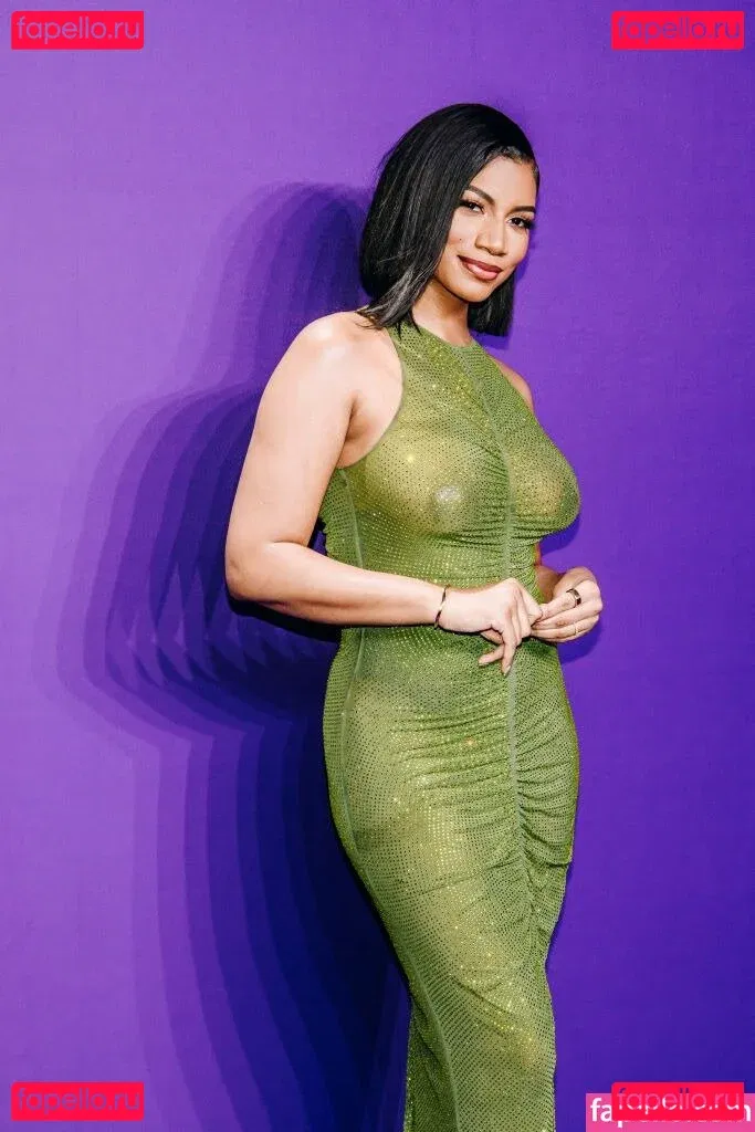 Taylor Rooks Onlyfans Photo Gallery 