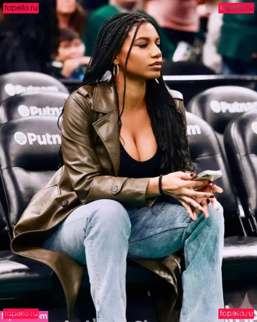 Taylor Rooks Onlyfans Photo Gallery 