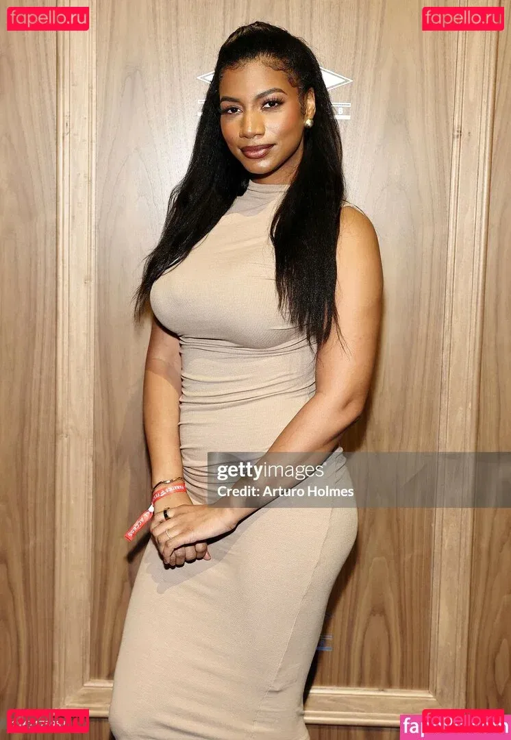 Taylor Rooks Onlyfans Photo Gallery 