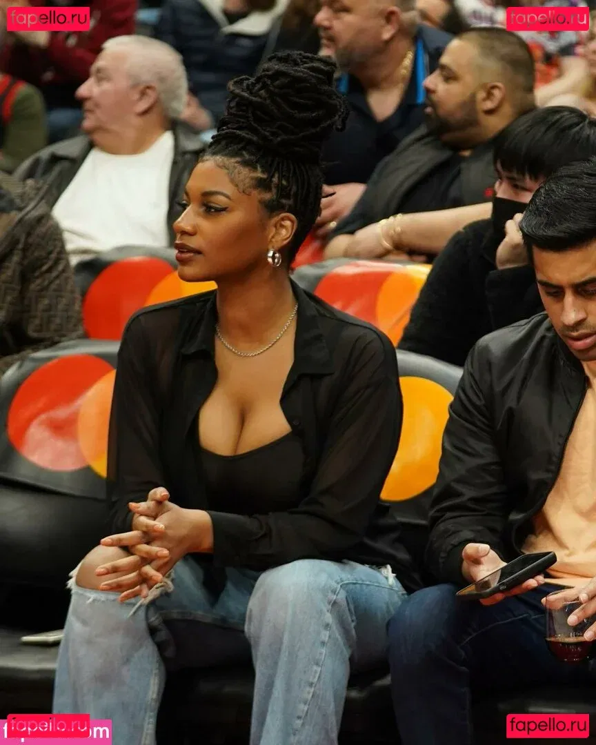 Taylor Rooks Onlyfans Photo Gallery 