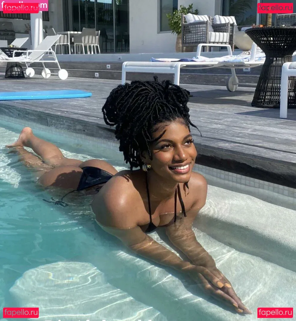 Taylor Rooks Onlyfans Photo Gallery 