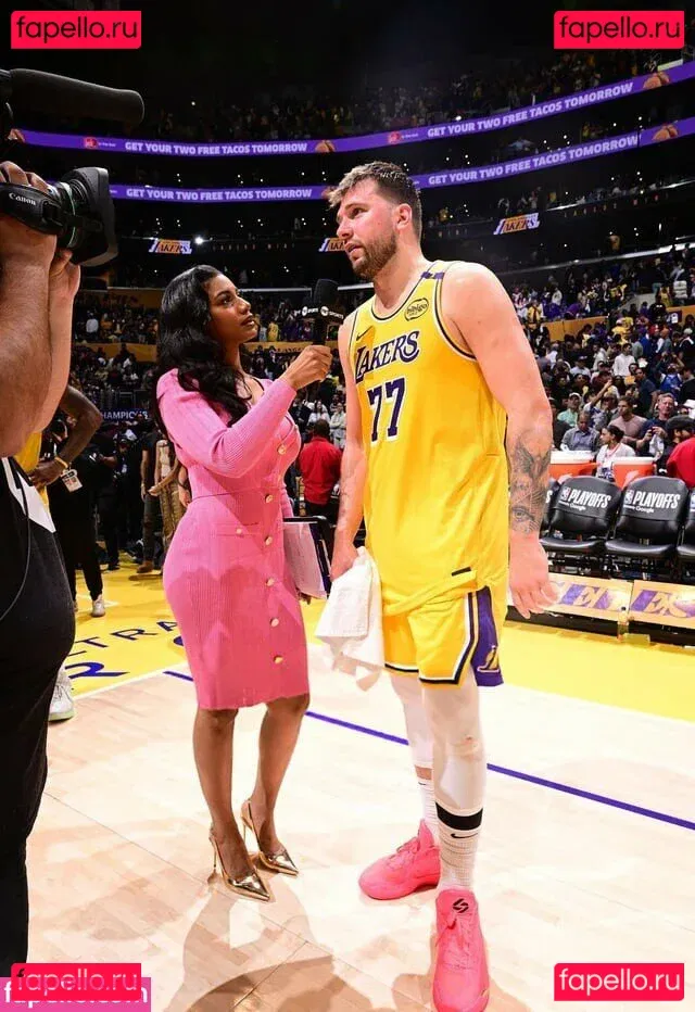 Taylor Rooks Onlyfans Photo Gallery 