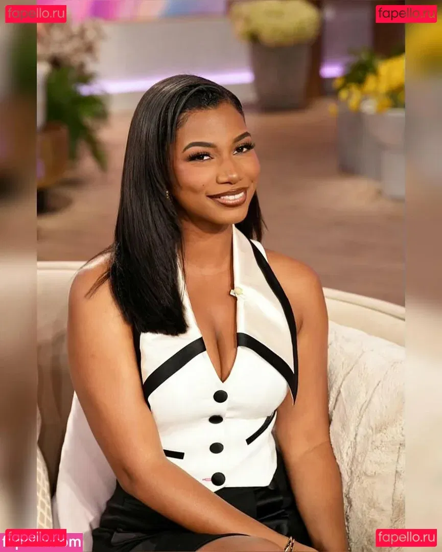 Taylor Rooks Onlyfans Photo Gallery 