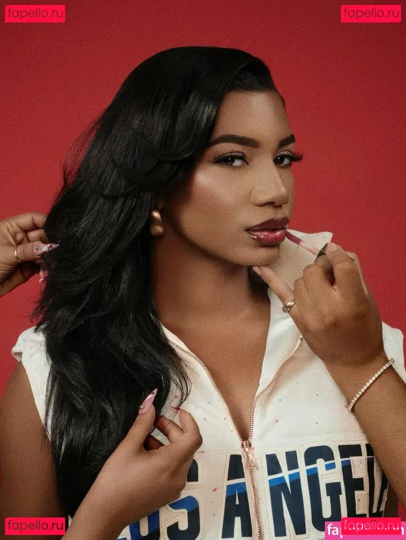 Taylor Rooks Onlyfans Photo Gallery 