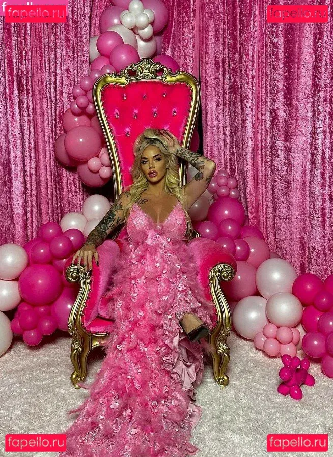 May Valentine Onlyfans Photo Gallery 