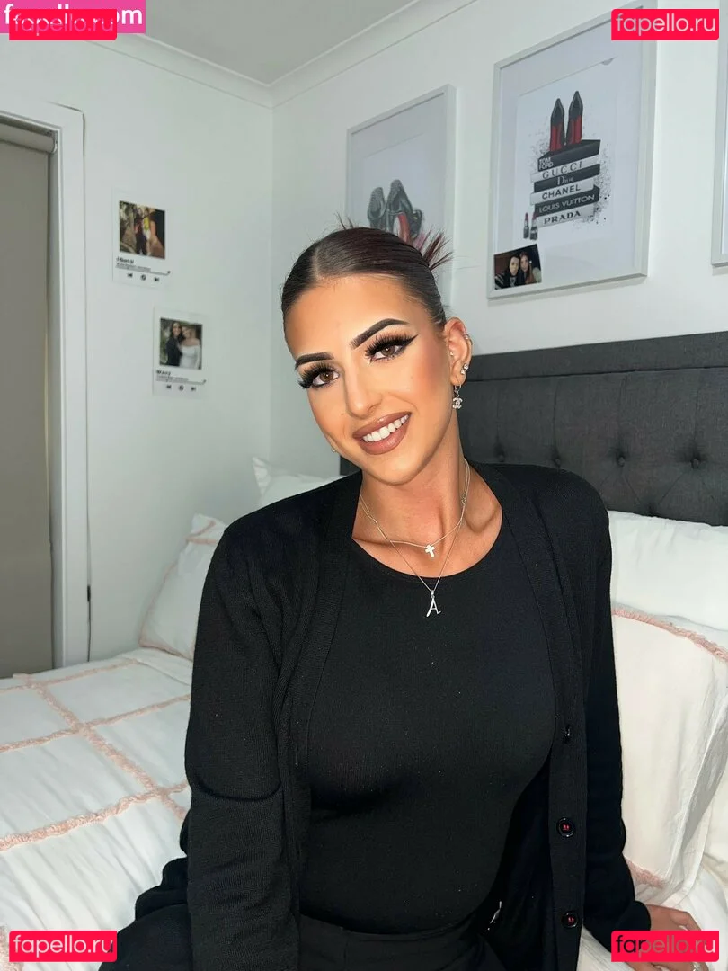 Pretty Feet Onlyfans Photo Gallery 