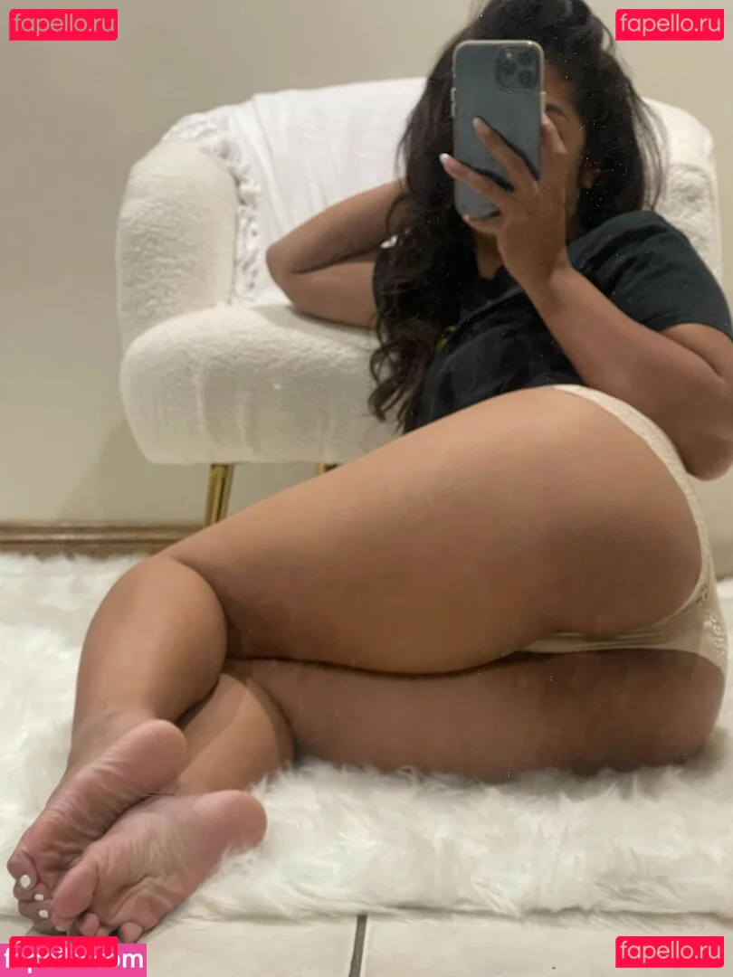 Pretty Feet Onlyfans Photo Gallery 