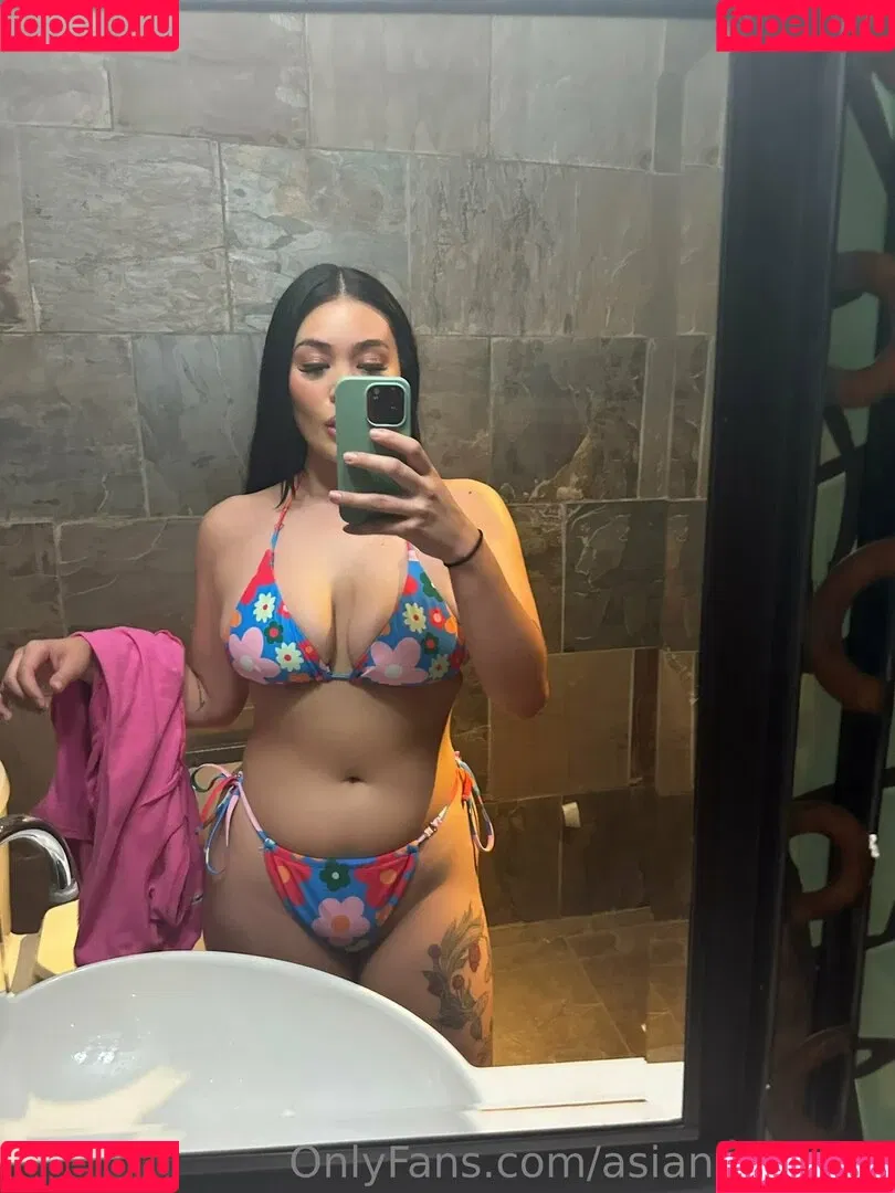 asiancreamm Onlyfans Photo Gallery 