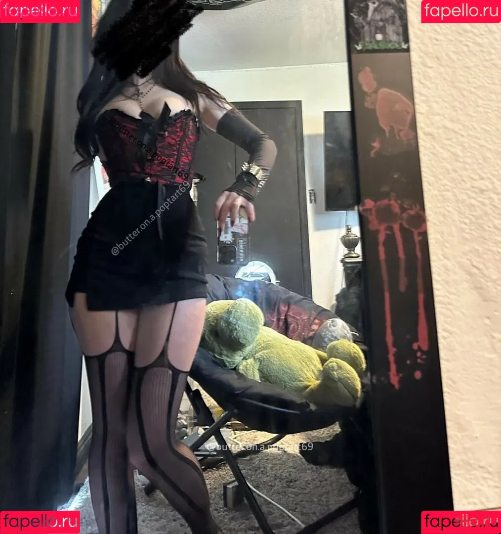 butter.on.a.poptart69 Onlyfans Photo Gallery 