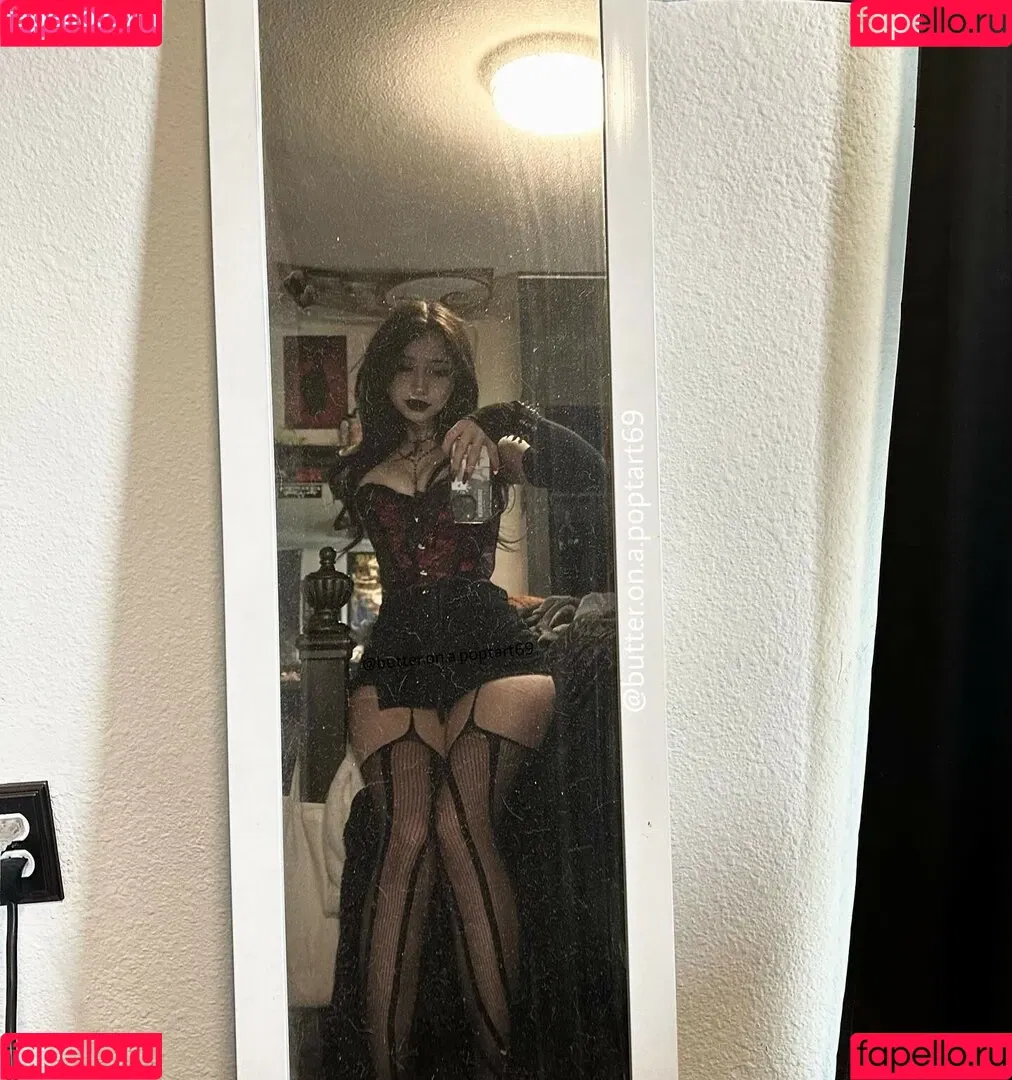 butter.on.a.poptart69 Onlyfans Photo Gallery 