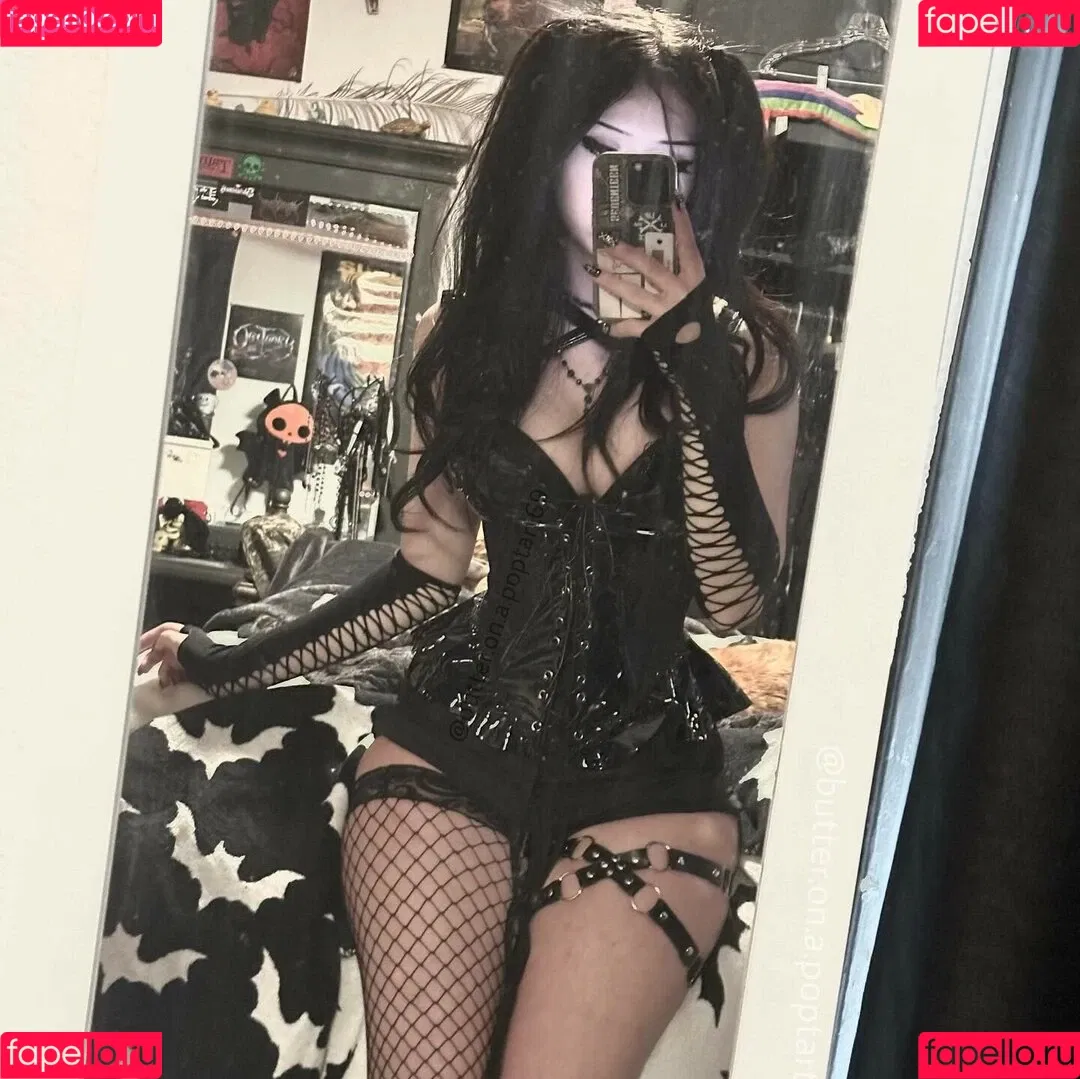 butter.on.a.poptart69 Onlyfans Photo Gallery 