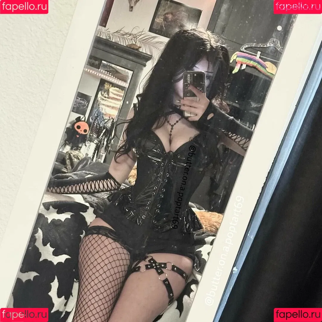butter.on.a.poptart69 Onlyfans Photo Gallery 