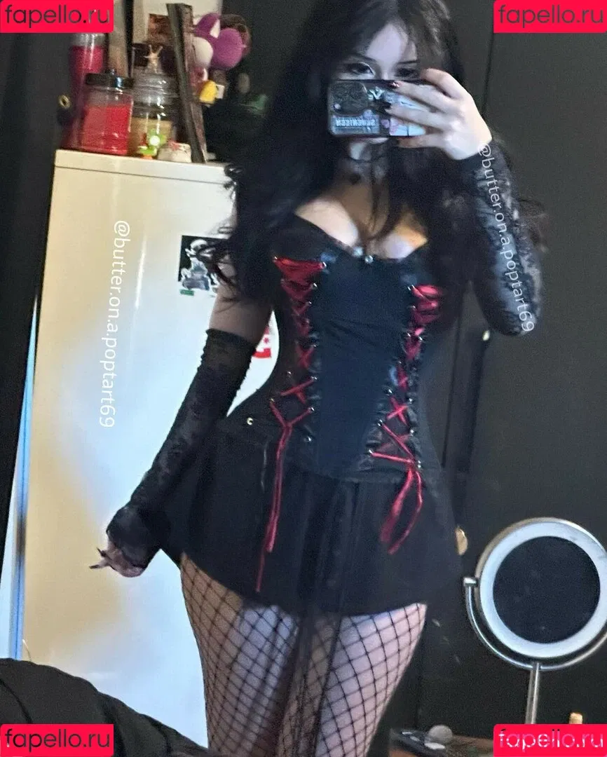 butter.on.a.poptart69 Onlyfans Photo Gallery 