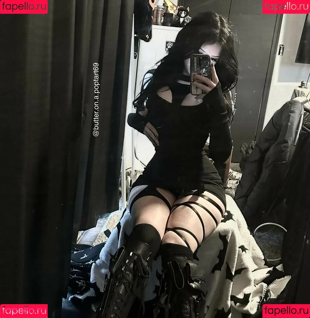 butter.on.a.poptart69 Onlyfans Photo Gallery 