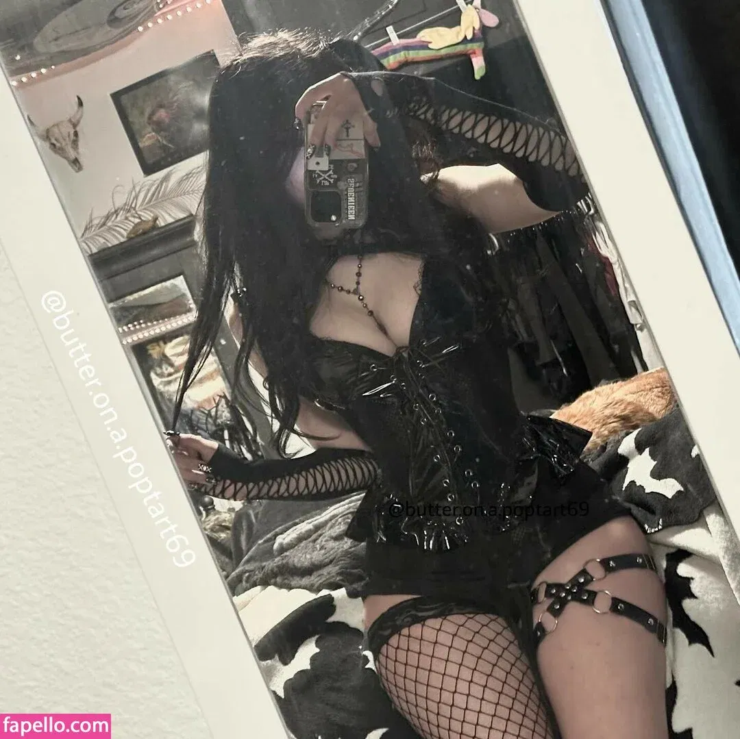 butter.on.a.poptart69 Onlyfans Photo Gallery 
